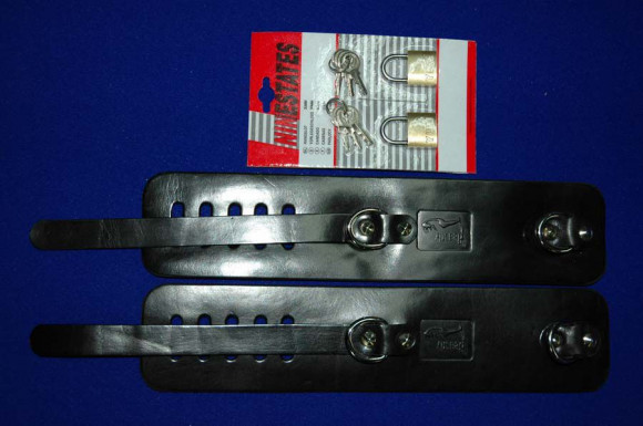 Не подшитые кожаные наручники с кольцами