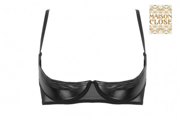 Оригинальный бюстгальтер с полуоткрытой чашкой