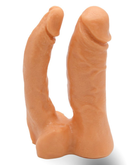 Двойной фаллоимитатор на трусиках с плугом - 15 см. Двойной фаллоимитатор на трусиках с плугом - 15 см.