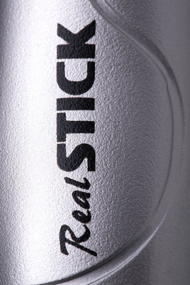 Коричневый вибратор-реалистик на присоске с пультом ДУ - 21 см. Коричневый вибратор-реалистик на присоске с пультом ДУ - 21 см.