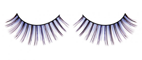 Сине-фиолетовые длинные ресницы