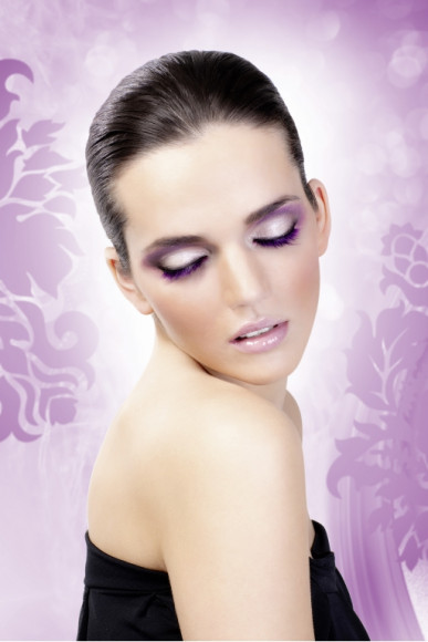 Асимметричные фиолетовые ресницы Deluxe